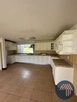ALQUILER DE AMPLIA CASA - CASA & CAMPO, KM. 23.5 CES — Casa en Alquiler en Carretera a El Salvador, Guatemala, Ciudad — miniatura 15 de 15