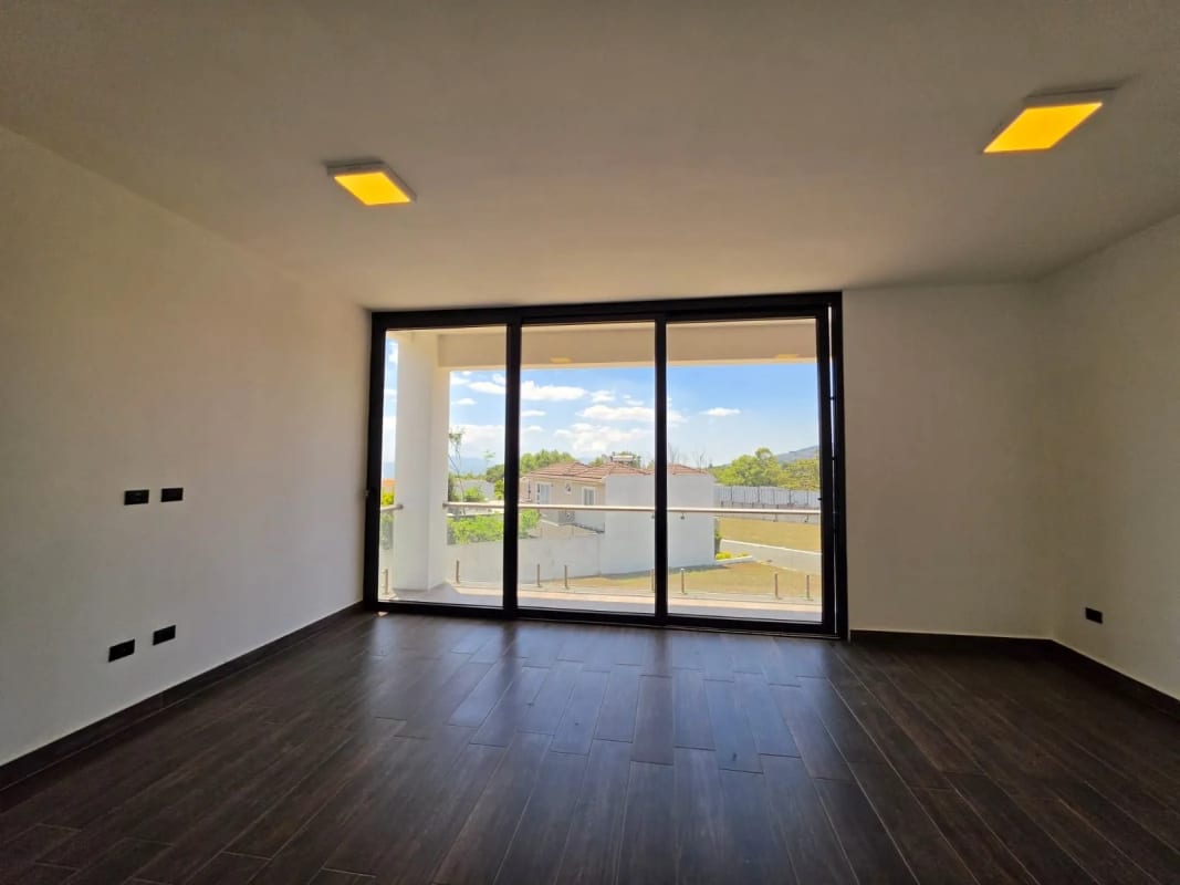 Casa en venta, para Estrenar Condominio Diamantes de Gadiel, Villa Canales, Carretera a Santa Elena Barillas — Casa en Venta en Santa Elena Barillas, Guatemala, Ciudad — foto 7 de 17
