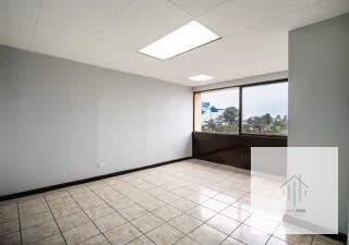 Oficina en Renta en Zona 4 — Oficina en Alquiler en Gran Centro Comercial Zona 4, Zona 4, Guatemala, Ciudad — miniatura 9 de 9