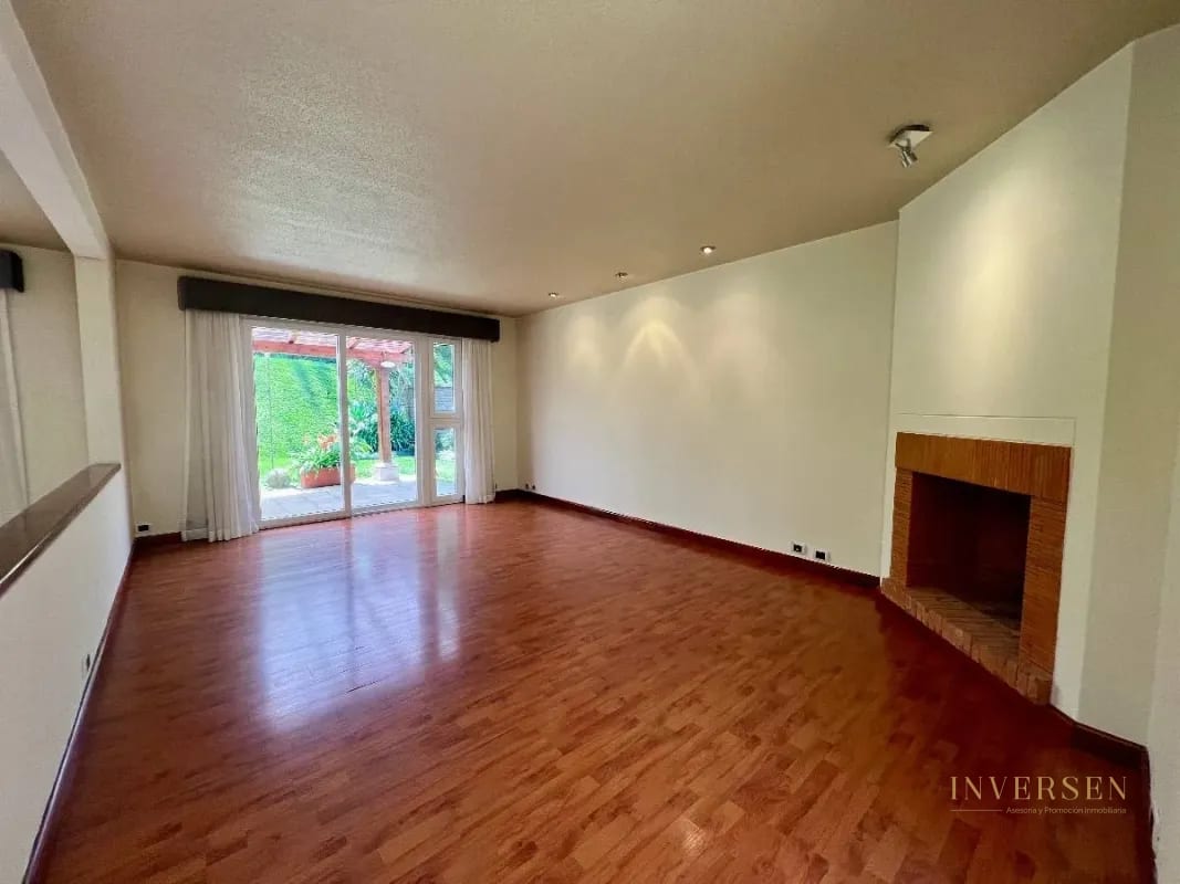 Casa en venta en Bosques de las Luces — Casa en Venta en Bosques de Las Luces, Carretera a El Salvador, Guatemala, Ciudad — foto 11 de 12