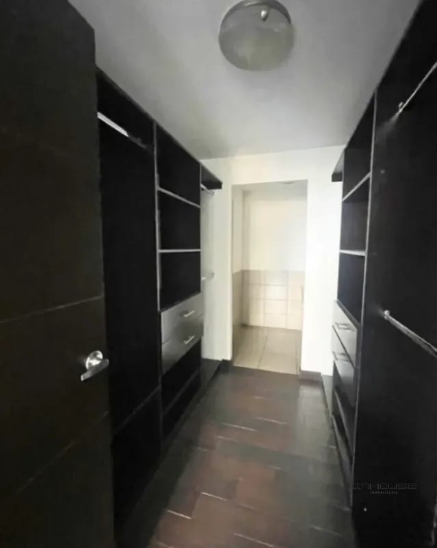 APARTAMENTO EN RENTA ZONA 14 — Apartamento en Alquiler en Zona 14, Guatemala, Ciudad — foto 4 de 9
