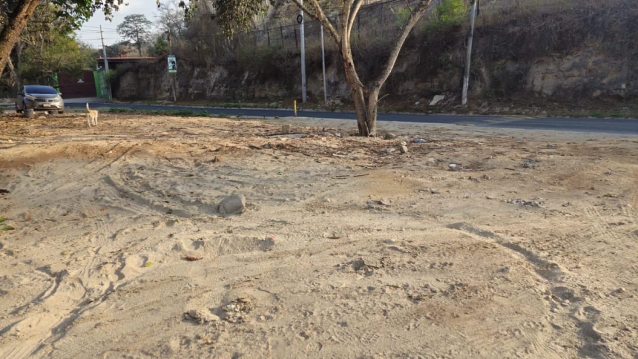 Terreno en Aldea El Fiscal — Terreno en Venta en Carretera al Atlántico, Guatemala, Ciudad — foto 4 de 9