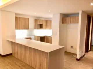 Zona 10 • Apartamento en Venta • Edificio Reserva Oakland — Apartamento en Venta en Reserva Oakland, Zona 10, Guatemala, Ciudad — miniatura 1 de 15
