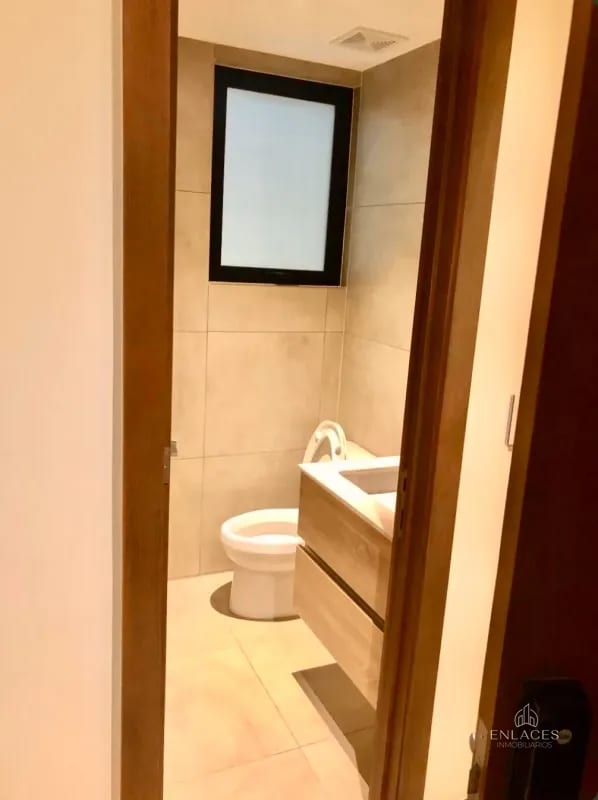Zona 10 • Apartamento en Venta • Edificio Reserva Oakland — Apartamento en Venta en Reserva Oakland, Zona 10, Guatemala, Ciudad — foto 12 de 15