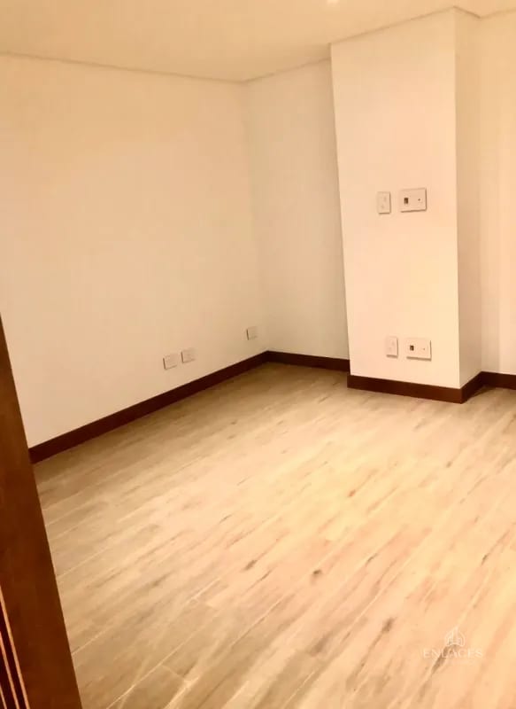 Zona 10 • Apartamento en Venta • Edificio Reserva Oakland — Apartamento en Venta en Reserva Oakland, Zona 10, Guatemala, Ciudad — foto 9 de 15