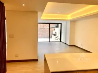 Zona 10 • Apartamento en Venta • Edificio Reserva Oakland — Apartamento en Venta en Reserva Oakland, Zona 10, Guatemala, Ciudad — miniatura 4 de 15