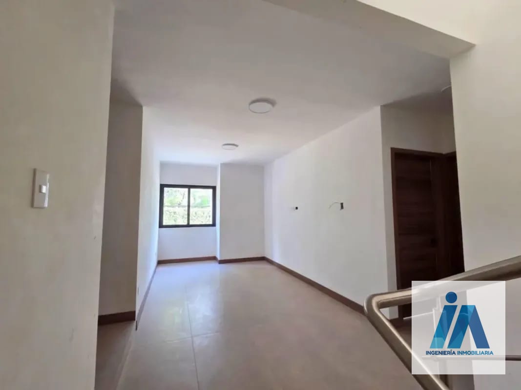 CASA EN VENTA📍Residenciales Los Manzanillos, Km 19.5 Carretera a El Salvador — Casa en Venta en Carretera a El Salvador, Guatemala, Ciudad — foto 5 de 14