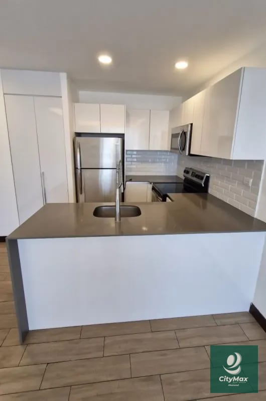 Apartamento en Renta en Vista Hermosa II Zona 15 — Apartamento en Alquiler en Zona 15, Guatemala, Ciudad — foto 4 de 17