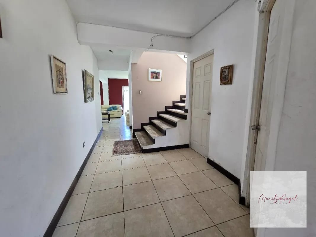 VENTA DE CASA EN RESIDENCIALES SAN ANTONIO  KM18 CARRETERA A EL SALVADOR — Casa en Venta en San Antonio, Carretera a El Salvador, Guatemala, Ciudad — foto 3 de 11