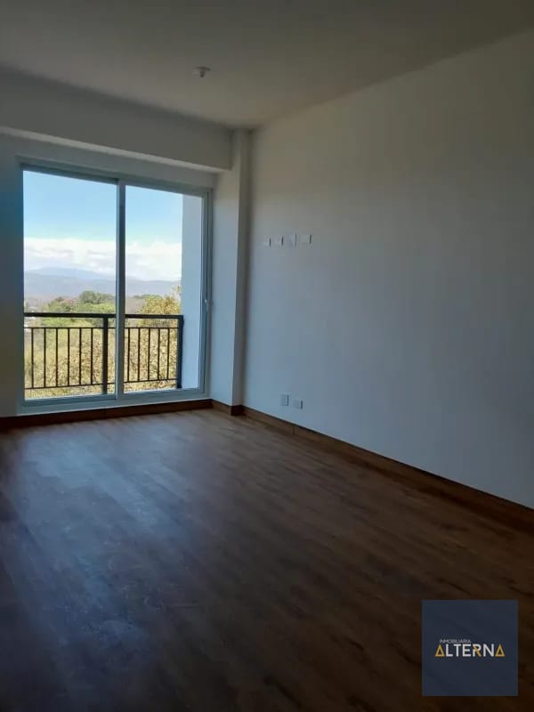 Apartamento en Renta en Zona 2 — Apartamento en Alquiler en Zona 2, Guatemala, Ciudad — foto 4 de 6