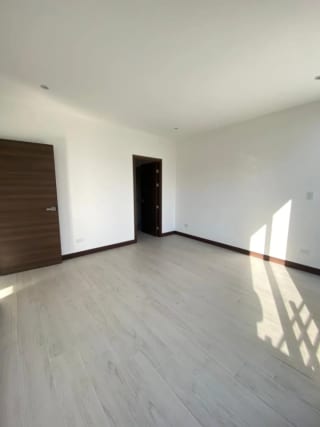 Apartamento en Alquiler / Venta | Spazio Residencias | Zona 15 | 2 habitaciones · Cerca de universidades — Apartamento en Alquiler en Spazio, Zona 15, Guatemala, Ciudad — miniatura 4 de 13
