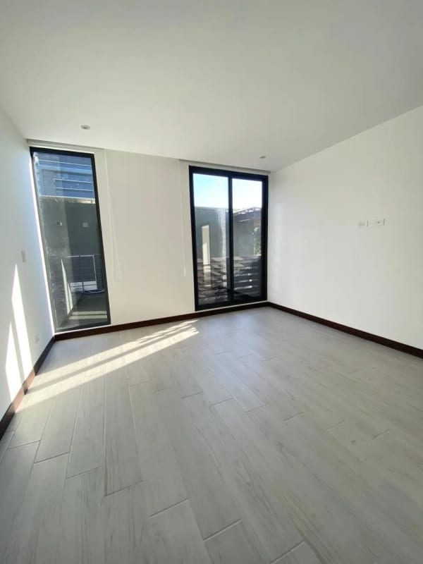 Apartamento en Alquiler / Venta | Spazio Residencias | Zona 15 | 2 habitaciones · Cerca de universidades — Apartamento en Alquiler en Spazio, Zona 15, Guatemala, Ciudad — foto 3 de 13