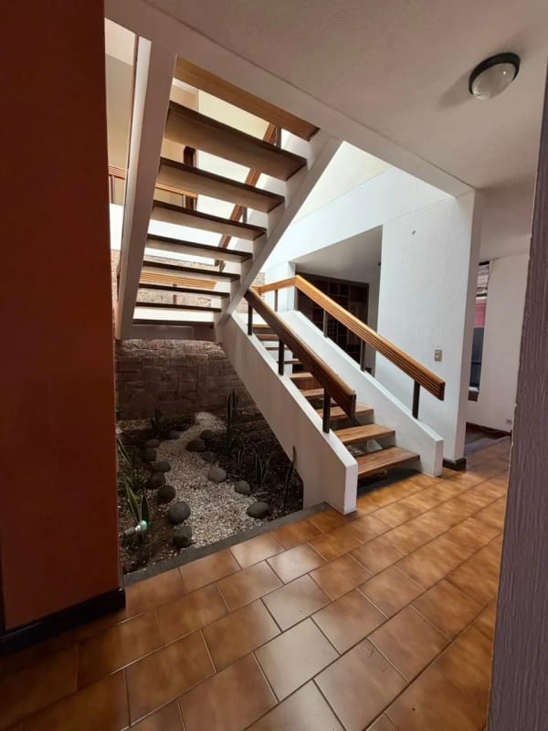 Casa en alquiler, Colonia Villa Sol, zona 12 — Casa en Alquiler en Villa Sol, Zona 12, Guatemala, Ciudad — foto 9 de 15