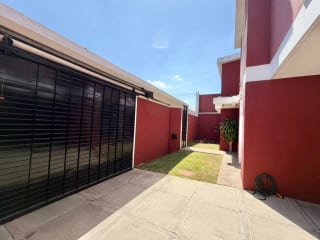 Casa en alquiler, Colonia Villa Sol, zona 12 — Casa en Alquiler en Villa Sol, Zona 12, Guatemala, Ciudad — miniatura 3 de 15