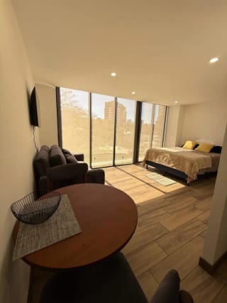 Apartamento en Alquiler | Edificio Privé 84 | Vista Hermosa 1 Zona 15 | Tipo estudio · Amueblado — Apartamento en Alquiler en Zona 15, Guatemala, Ciudad — miniatura 1 de 8