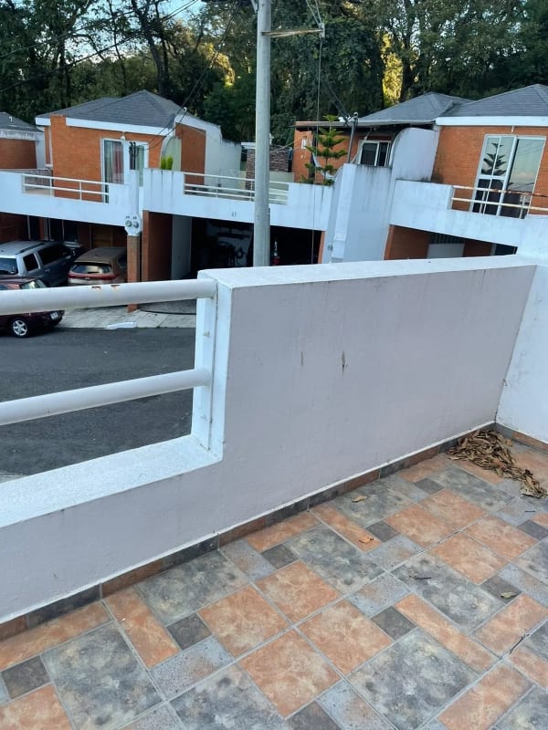 Casa en Venta, Alamedas del Encinal 3, zona 7 de Mixco — Casa en Venta en Alameda del Encinal III, Zona 7 Mixco, Guatemala, Ciudad — foto 3 de 10