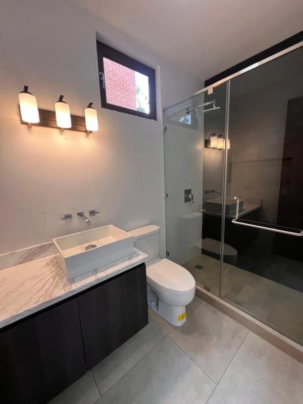 Casa en venta, Condominio Buranas, Residencias Concepción, Km 15.5 Carretera a El Salvador — Casa en Venta en Buranas Concepción, Carretera a El Salvador, Guatemala, Ciudad — foto 12 de 16