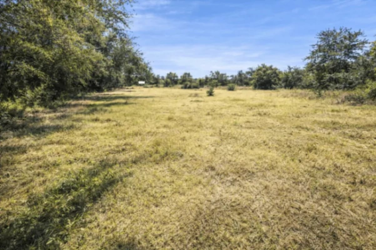 Terreno en venta Masagua carretera antigua al Puerto San José km 88 con 2 manzanas de extensión — Terreno en Venta en Masagua, Escuintla — foto 3 de 3