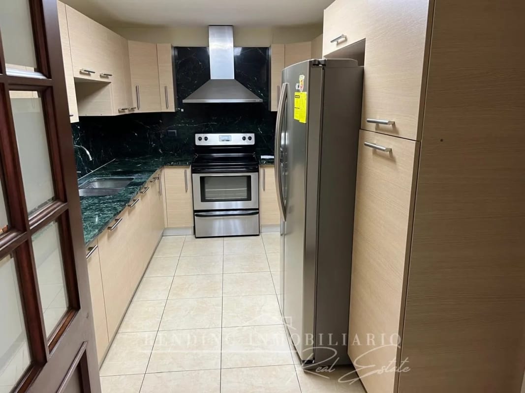 Apartamento en renta Santa María zona 10, 3 habitaciones + 160 Metros2 — Apartamento en Alquiler en Santa María, Zona 10, Guatemala, Ciudad — foto 14 de 14