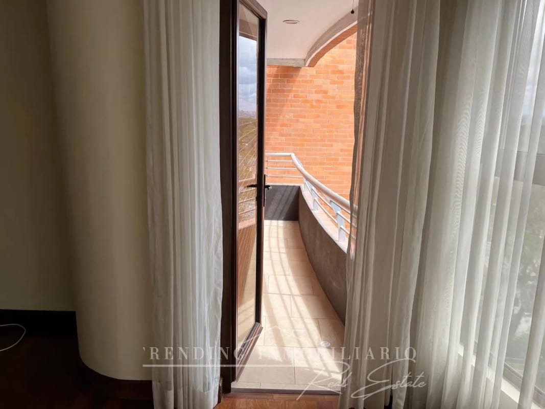 Apartamento en renta Santa María zona 10, 3 habitaciones + 160 Metros2 — Apartamento en Alquiler en Santa María, Zona 10, Guatemala, Ciudad — foto 13 de 14