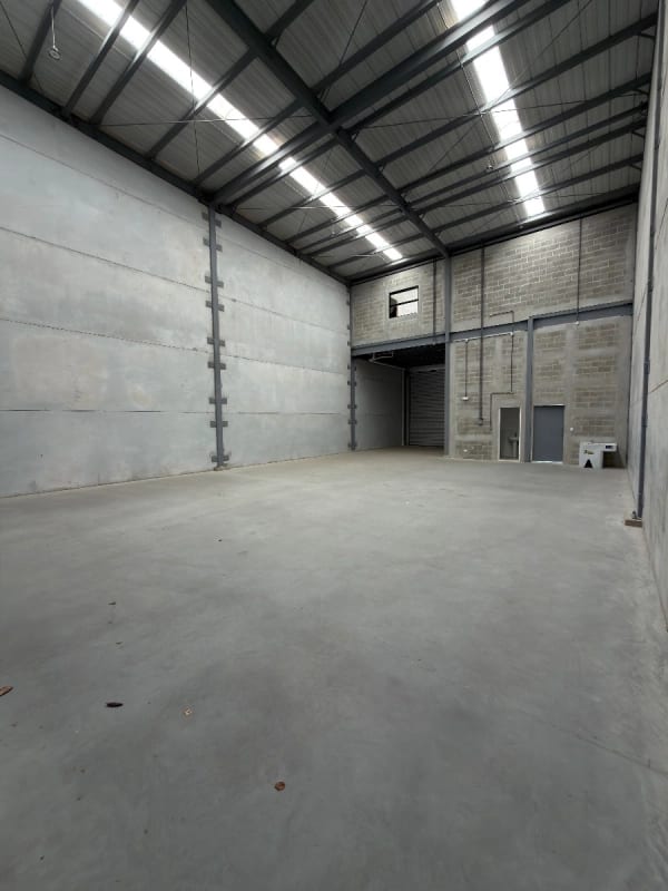 Bodegas en venta en El Naranjo — Bodega / Ofibodega en Venta en Zona 4 Mixco, Guatemala, Ciudad — foto 7 de 11