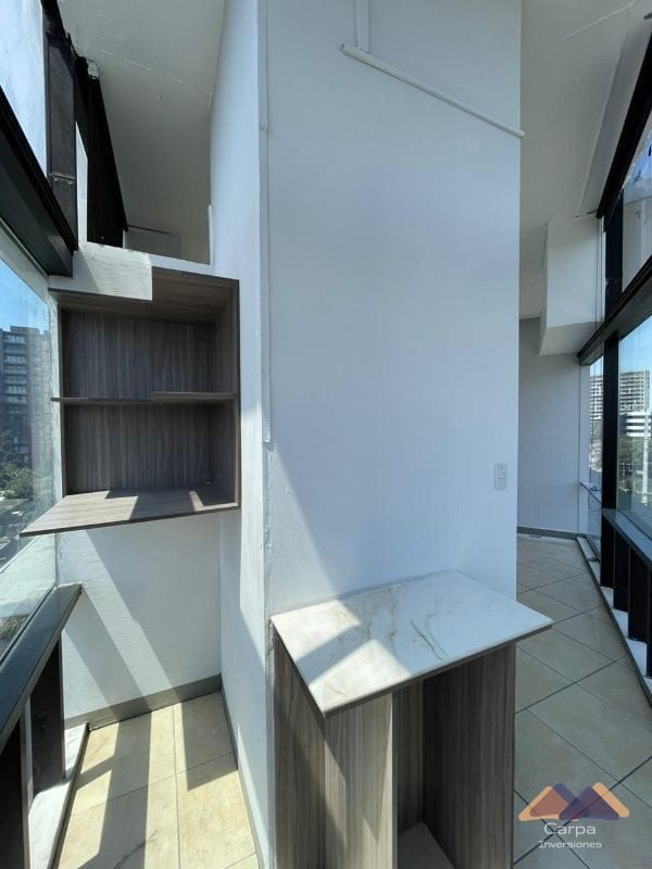 Oficina en Venta - Edificio Design Center - Zona 10 — Oficina en Venta en Design Center, Zona 10, Guatemala, Ciudad — foto 5 de 12