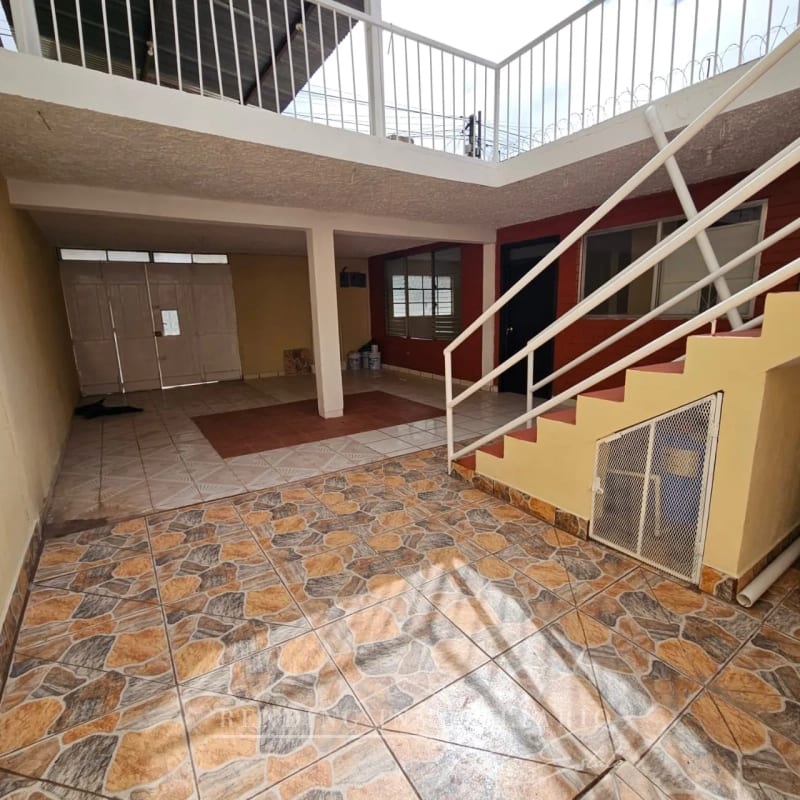 Casa en renta en Quinta Samayoa zona 7, 2 habitaciones + 350 Metros2 — Casa en Alquiler en Quinta Samayoa, Zona 7, Guatemala, Ciudad — foto 15 de 17