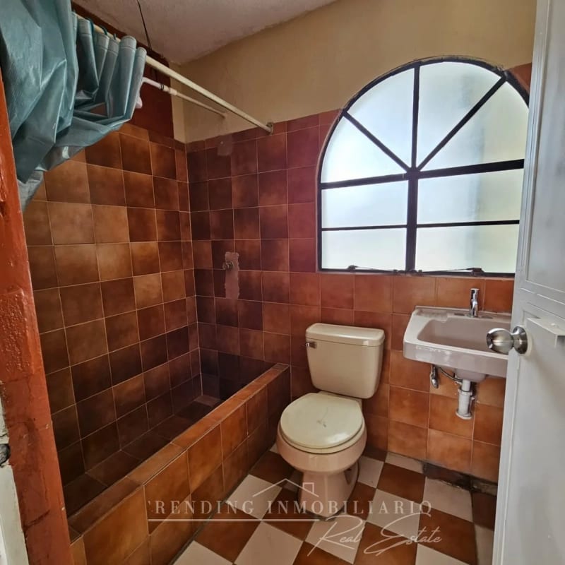Casa en renta en Quinta Samayoa zona 7, 2 habitaciones + 350 Metros2 — Casa en Alquiler en Quinta Samayoa, Zona 7, Guatemala, Ciudad — foto 3 de 17