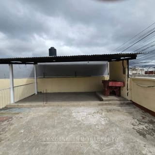 Casa en renta en Quinta Samayoa zona 7, 2 habitaciones + 350 Metros2 — Casa en Alquiler en Quinta Samayoa, Zona 7, Guatemala, Ciudad — miniatura 2 de 17