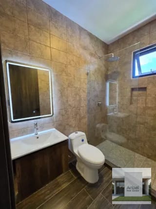 DIAMANTES DE GADIEL Venta Casa en Condominio, 2 Niveles y 4 Dormitorios en Villa Canales Carr a Santa Elena Barillas — Casa en Venta en Santa Elena Barillas, Guatemala, Ciudad — miniatura 2 de 14