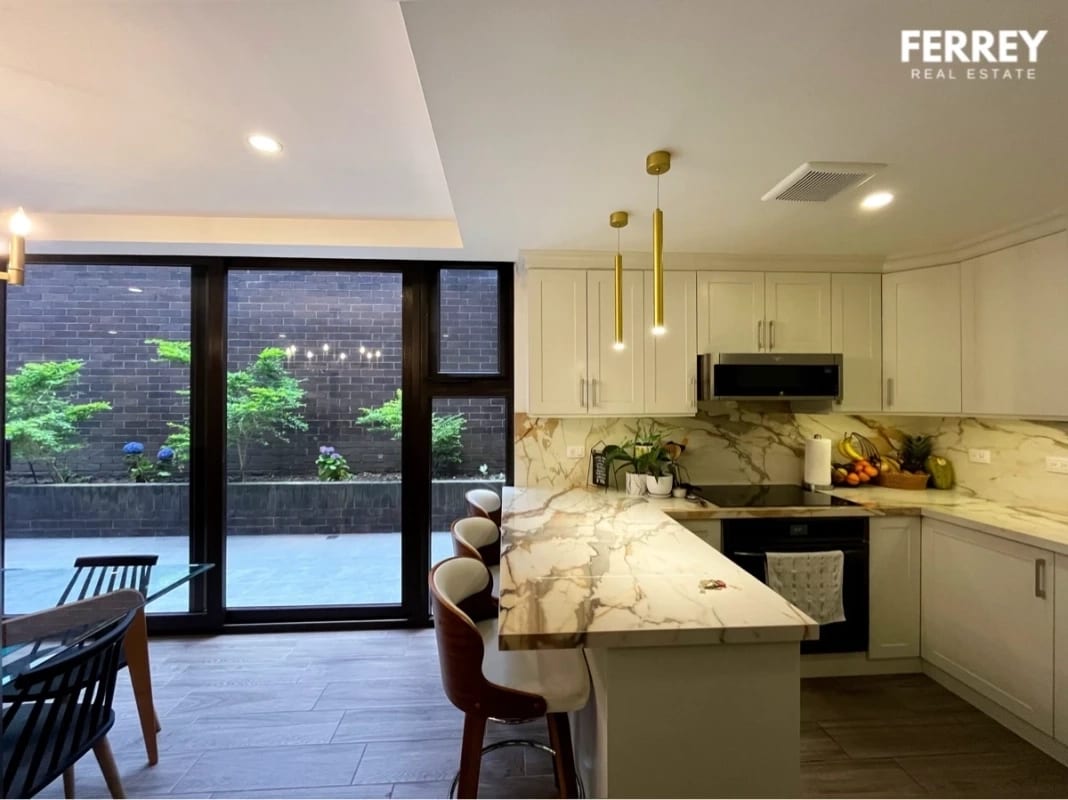 APARTAMENTO EN VENTA EDIFICIO NIKO 10 ZONA 10 — Apartamento en Venta en Zona 10, Guatemala, Ciudad — foto 4 de 11