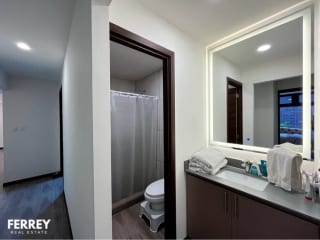 APARTAMENTO EN VENTA EDIFICIO NIKO 10 ZONA 10 — Apartamento en Venta en Zona 10, Guatemala, Ciudad — miniatura 3 de 11