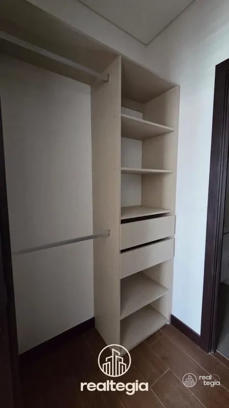 APARTAMENTO EN LIRIOS DE CAYALÁ ZONA 16 — Apartamento en Alquiler en Zona 16, Guatemala, Ciudad — foto 10 de 13