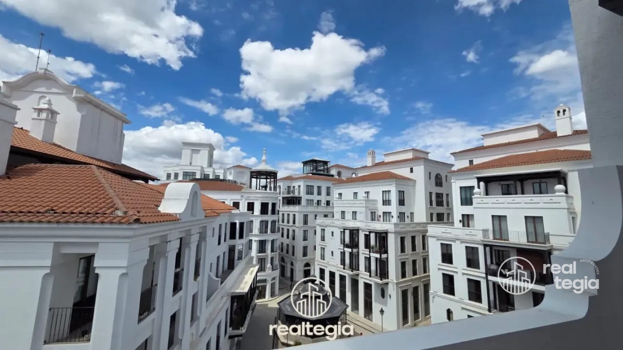 APARTAMENTO EN LIRIOS DE CAYALÁ ZONA 16 — Apartamento en Alquiler en Zona 16, Guatemala, Ciudad — foto 3 de 13