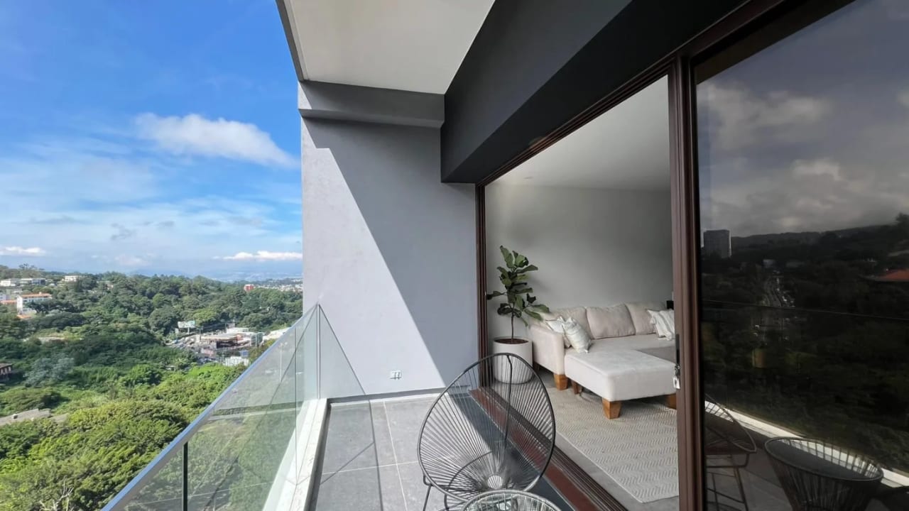 SE VENDE DEPTO CON VISTAS ESPECTACULARES - SAN LÁZARO ZONA 15 — Apartamento en Venta en Zona 15, Guatemala, Ciudad — foto 3 de 4