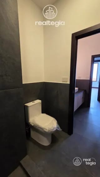 APARTAMENTO EN NOGALES DE CAYALÁ ZONA 16 — Apartamento en Alquiler en Zona 16, Guatemala, Ciudad — miniatura 9 de 15