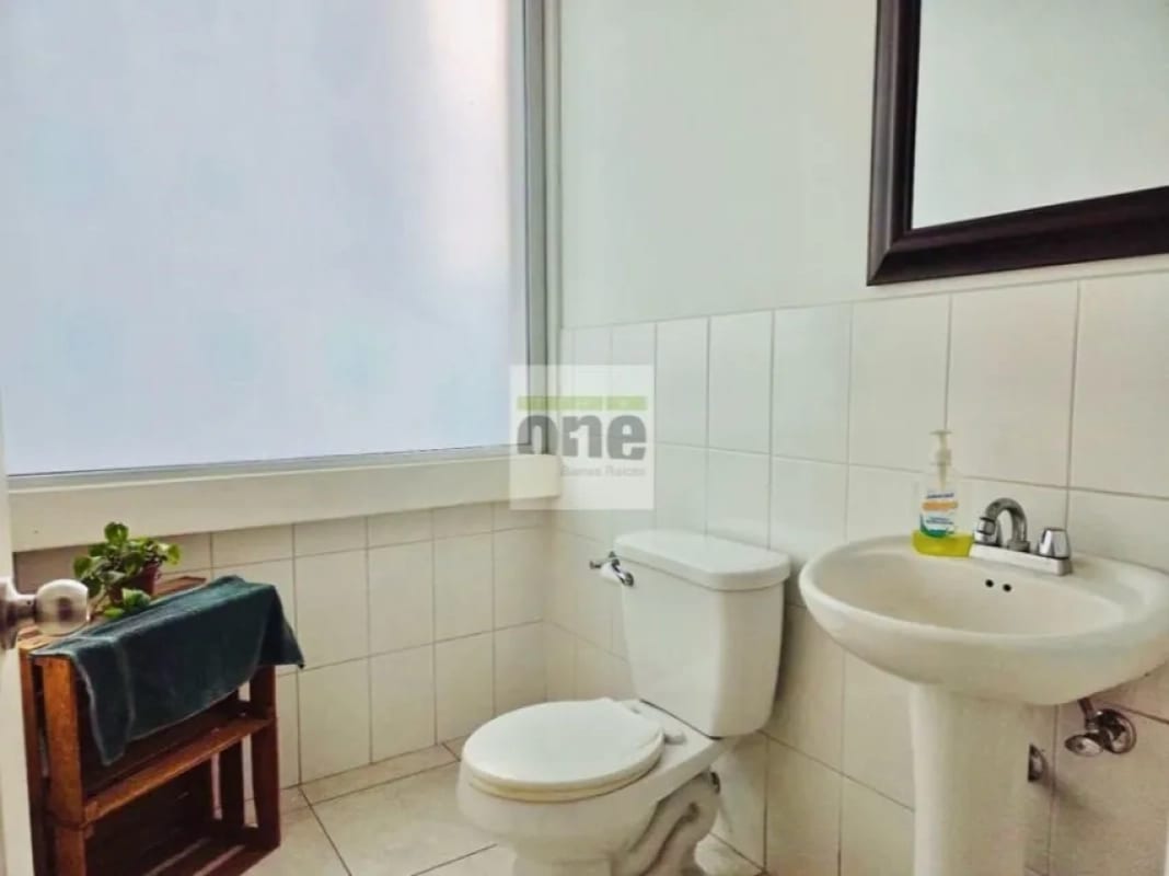 Zona 10 Oficina en venta de 85 mts — Oficina en Venta en Zona 10, Guatemala, Ciudad — foto 3 de 9