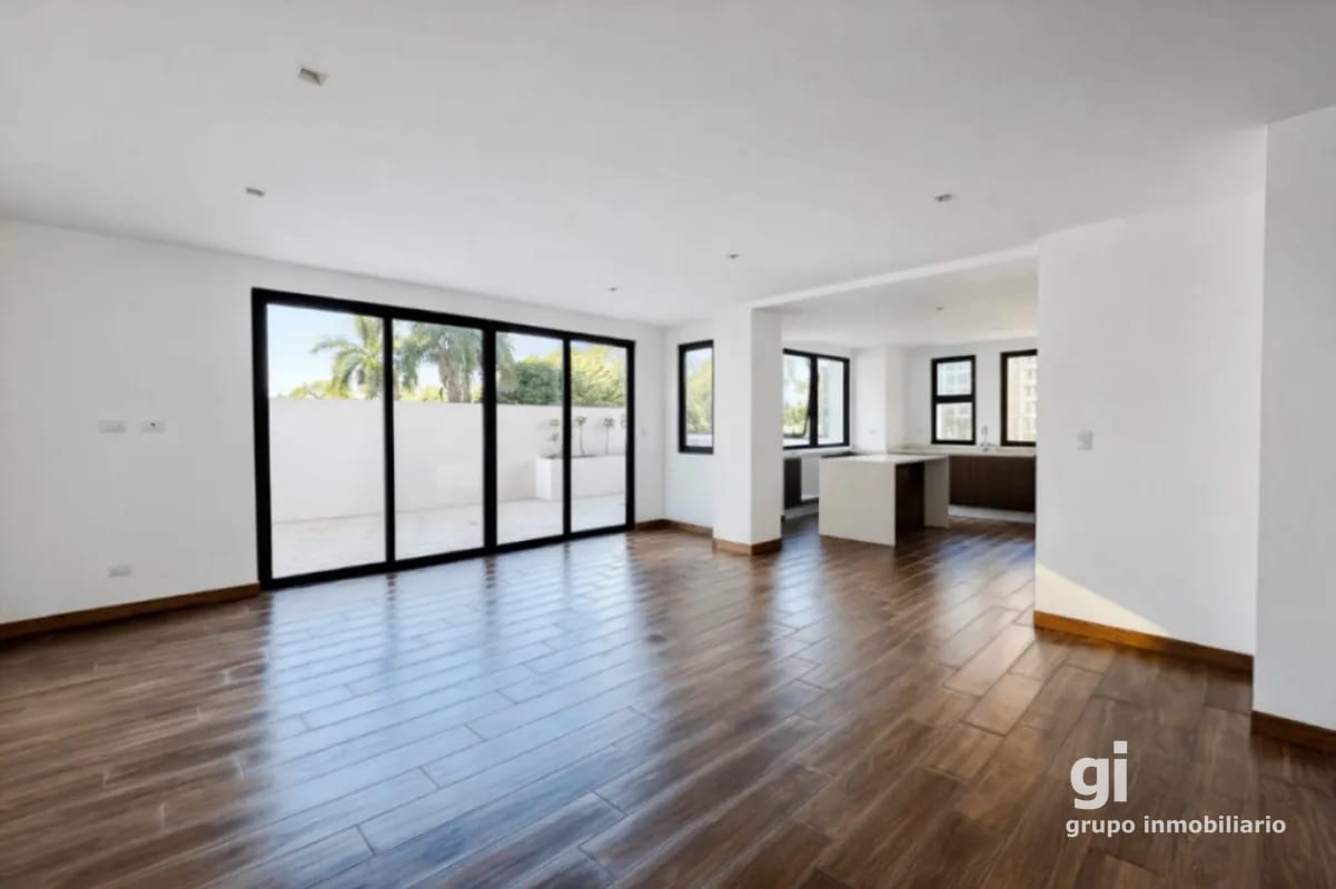 Apartamento con la comodidad de una casa en alquiler en zona 15 — Apartamento en Alquiler en Zona 15, Guatemala, Ciudad — foto 2 de 17
