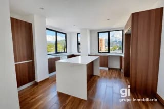 Apartamento con la comodidad de una casa en alquiler en zona 15 — Apartamento en Alquiler en Zona 15, Guatemala, Ciudad — miniatura 1 de 17