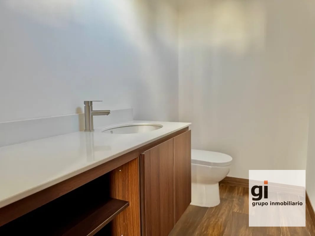 Apartamento con la comodidad de una casa en venta en zona 15 — Apartamento en Venta en Zona 15, Guatemala, Ciudad — foto 13 de 17