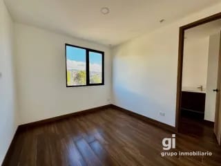 Apartamento con la comodidad de una casa en alquiler en zona 15 — Apartamento en Alquiler en Zona 15, Guatemala, Ciudad — miniatura 11 de 17