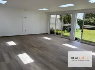 Hermosa casa grande en Residencial Los Diamantes — Casa en Venta en Los Diamantes, Carretera a El Salvador, Guatemala, Ciudad — miniatura 10 de 17