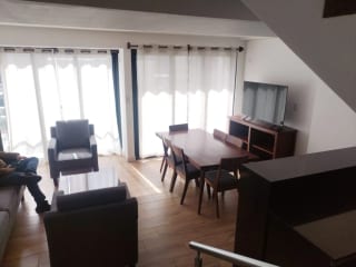 Apartamento Amueblado en Alquiler o Venta | Edificio QUO | Zona 4 | 2 niveles · 3 habitaciones · Lista Vista — Apartamento en Alquiler en QUO, Zona 4, Guatemala, Ciudad — miniatura 1 de 10