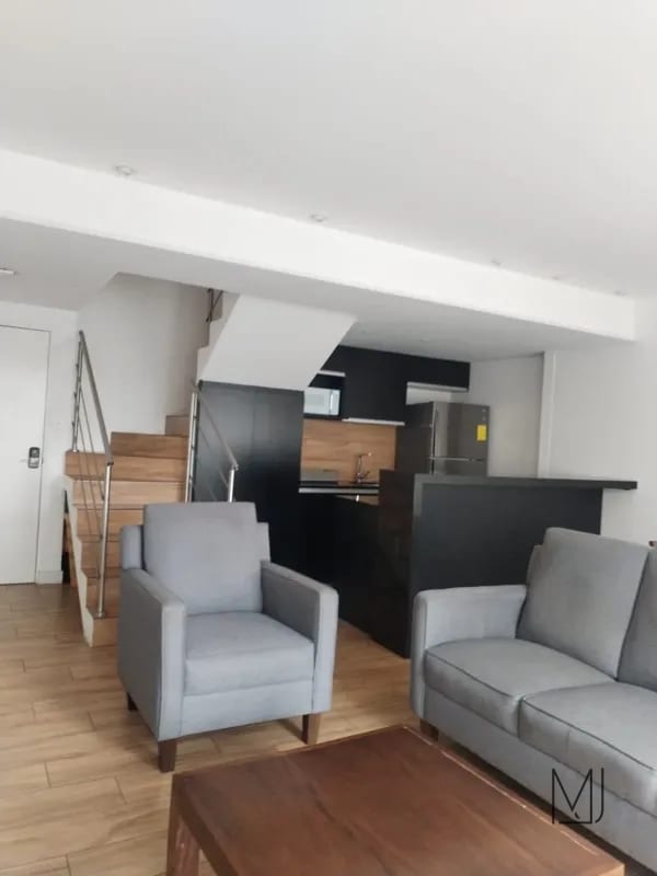 Apartamento Amueblado en Alquiler o Venta | Edificio QUO | Zona 4 | 2 niveles · 3 habitaciones · Lista Vista — Apartamento en Alquiler en QUO, Zona 4, Guatemala, Ciudad — foto 7 de 10