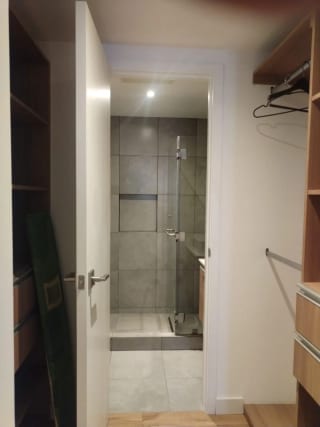 Apartamento Amueblado en Alquiler o Venta | Edificio QUO | Zona 4 | 2 niveles · 3 habitaciones · Lista Vista — Apartamento en Alquiler en QUO, Zona 4, Guatemala, Ciudad — miniatura 2 de 10