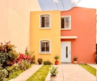 Zona 7 de Villa Nueva • Casa en Venta • Colinas de Monte María Sur — Casa en Venta en Villa Nueva, Guatemala, Ciudad — miniatura 1 de 11