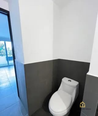 Rento Apartamento Q5,700. 1 HAB. EN EDIFICIO 3-85 CON BALCÓN Y GYM ZONA 15 — Apartamento en Alquiler en Edificio 3-85, Zona 15, Guatemala, Ciudad — miniatura 3 de 10