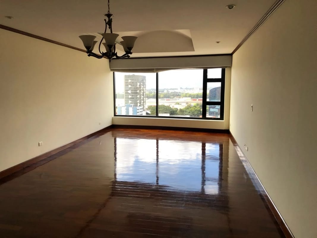 Vendo depto en zona 14, excelente ubicación! — Apartamento en Venta en Zona 14, Guatemala, Ciudad — foto 6 de 7