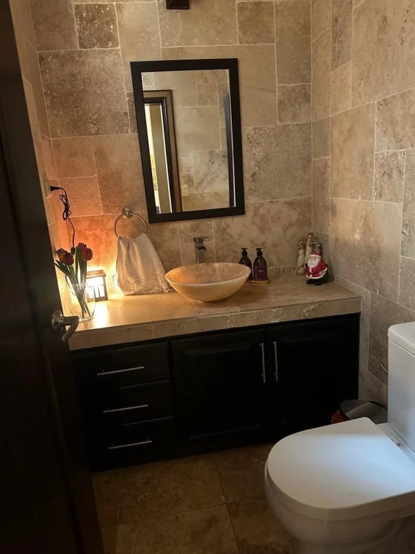 Amplia casa en venta en zona 7, Mixco con jardín grande ideal para construir! — Casa en Venta en Zona 7 Mixco, Guatemala, Ciudad — foto 4 de 10