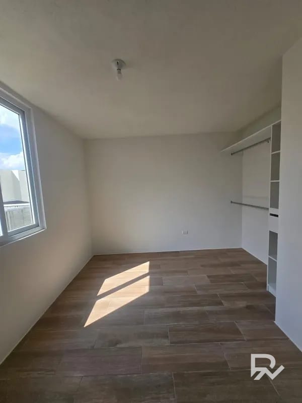 (Ganga) Venta de casa para estrenar en los Pinabetes (Los Eucaliptos) — Casa en Venta en San José Pinula, Guatemala, Ciudad — foto 6 de 13